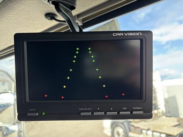 NISSAN DIESEL Quon 2019