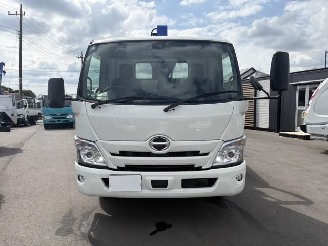 HINO DUTRO 2024
