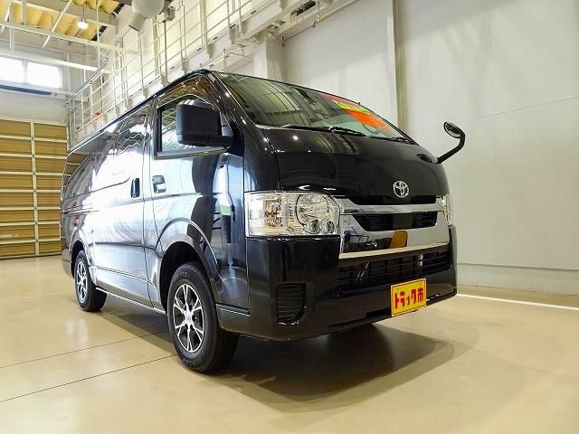 TOYOTA HIACE van 4WD 2025