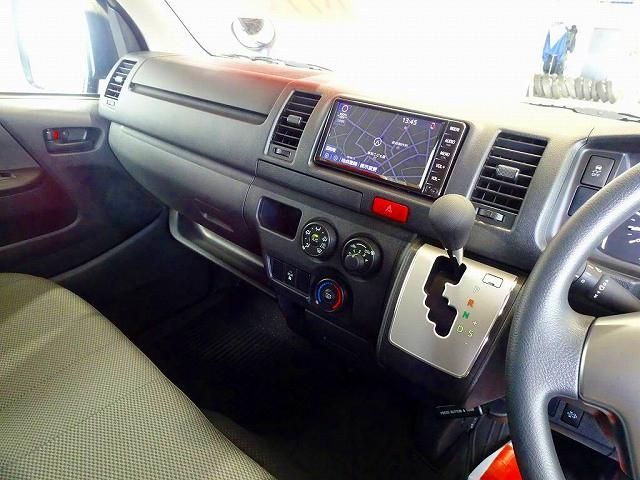 TOYOTA HIACE van 4WD 2025