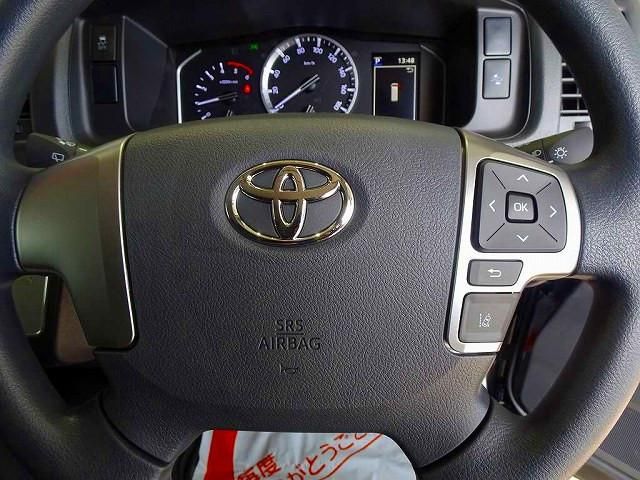 TOYOTA HIACE van 4WD 2025