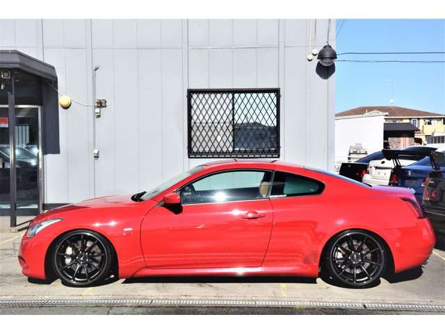 NISSAN SKYLINE coupe 2010