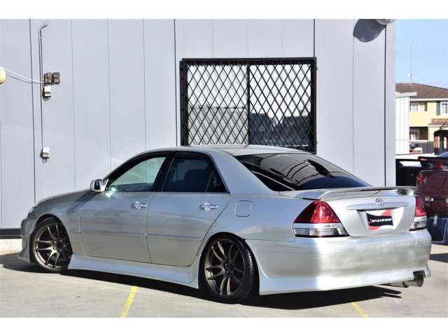 TOYOTA MARK2 sedan 2004