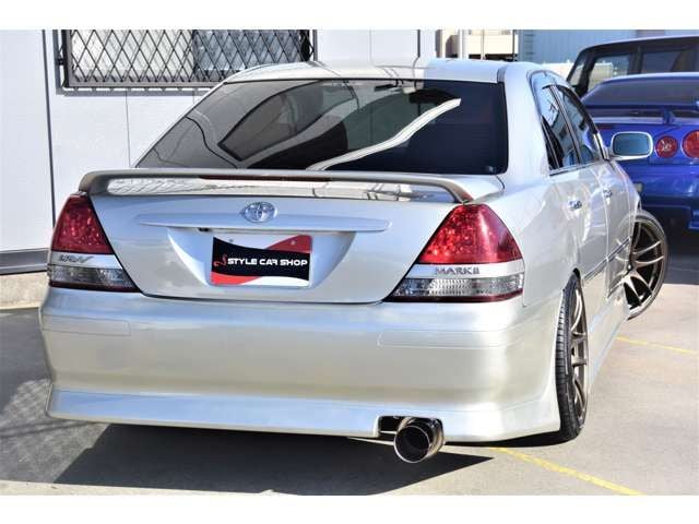 TOYOTA MARK2 sedan 2004