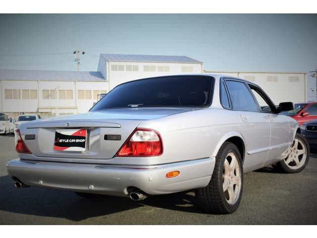 JAGUAR JAGUAR XJseries sedan 2002