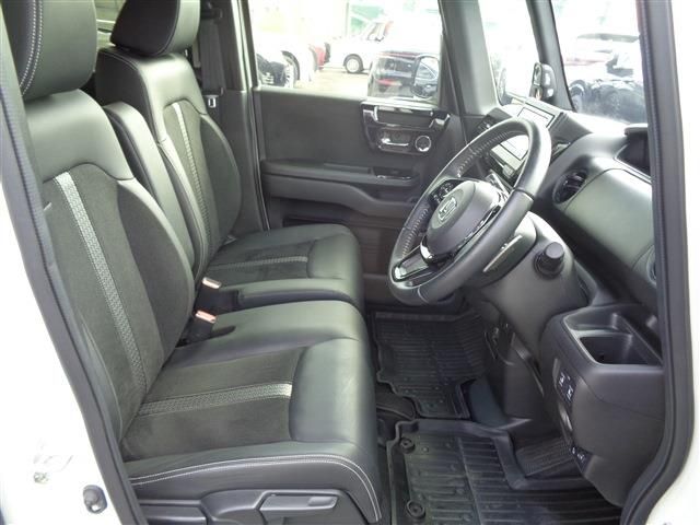 HONDA N BOX CUSTOM 2023