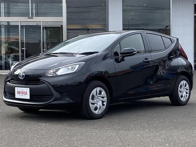 TOYOTA AQUA 2022