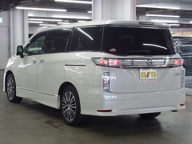 NISSAN ELGRAND 2019