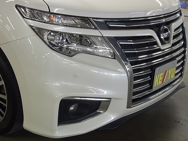 NISSAN ELGRAND 2019