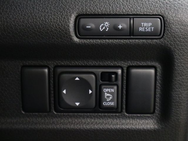 NISSAN CARAVAN van 2WD 2025