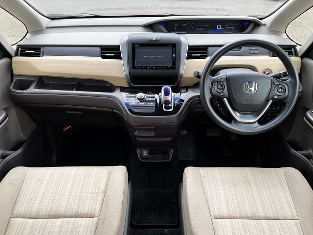 HONDA FREED HYBRID 2018