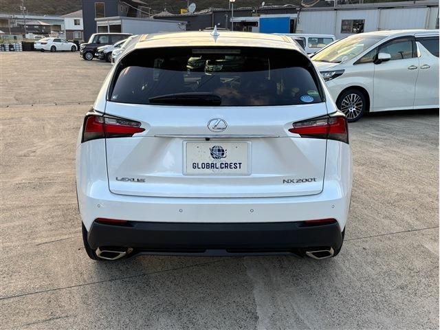 TOYOTA LEXUS NX200t 2016