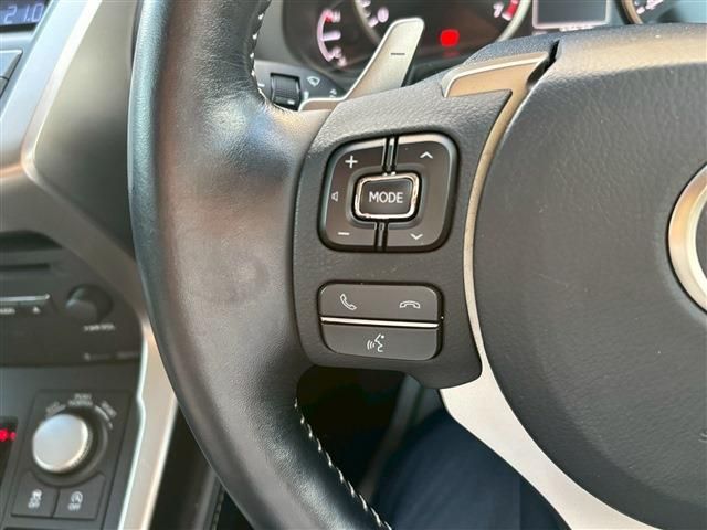 TOYOTA LEXUS NX200t 2016