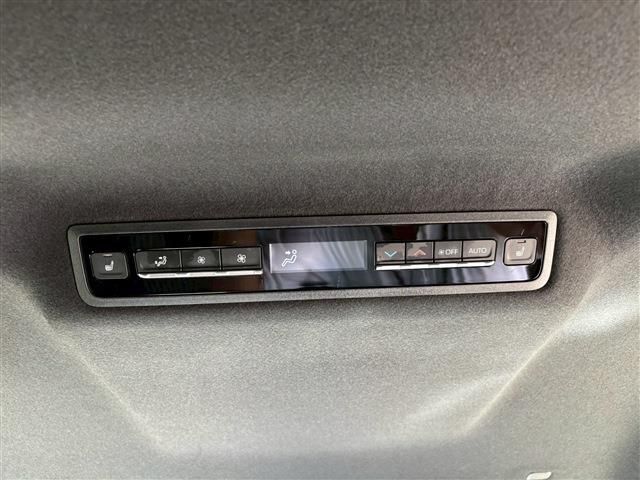 TOYOTA NOAH HYBRID 2023