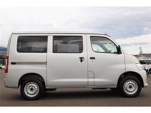 TOYOTA TOWNACE van 4WD 2025
