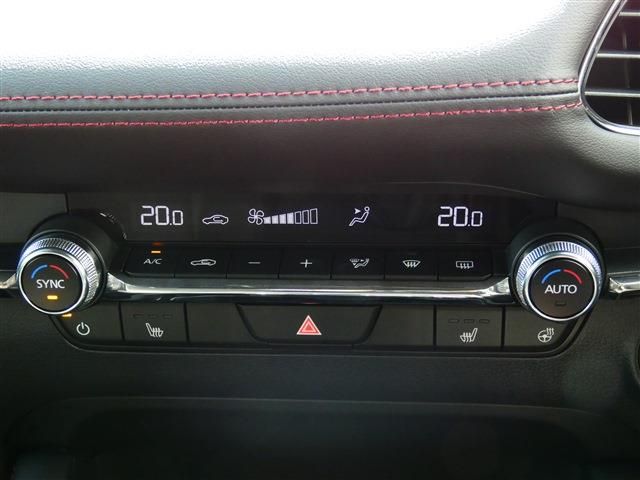 MAZDA MAZDA3 FASTBACK 2025