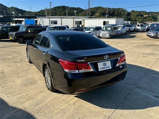 TOYOTA CROWN sedan hybrid 2016