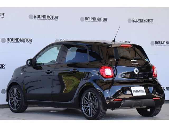 MCC SMART FORFOUR 2018