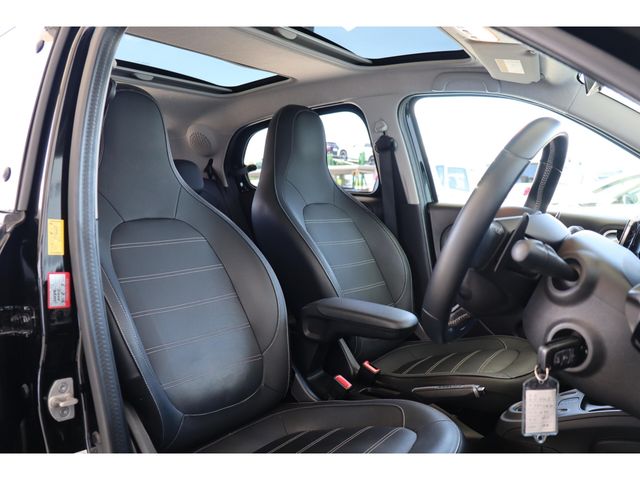 MCC SMART FORFOUR 2018