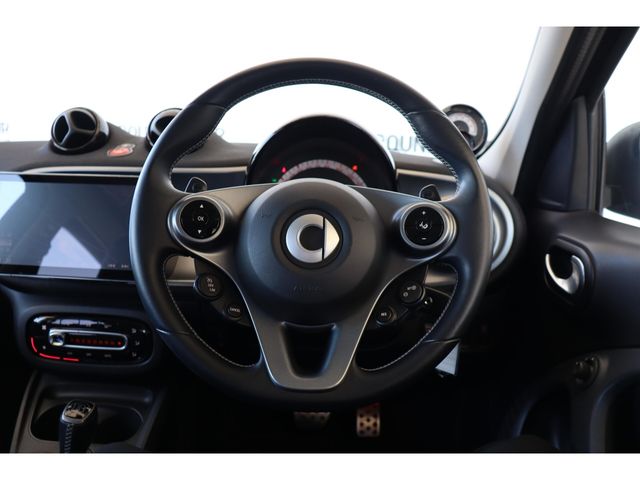 MCC SMART FORFOUR 2018