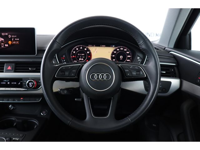 AUDI AUDI A4 AVANT 2020