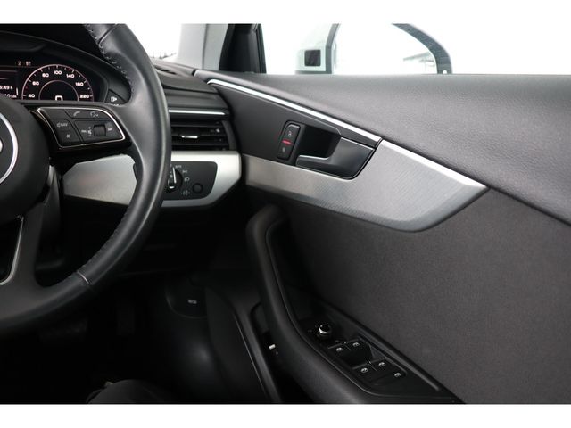 AUDI AUDI A4 AVANT 2020