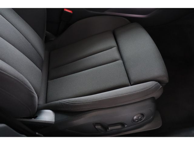 AUDI AUDI A4 AVANT 2020