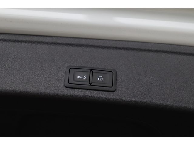 AUDI AUDI A4 AVANT 2020