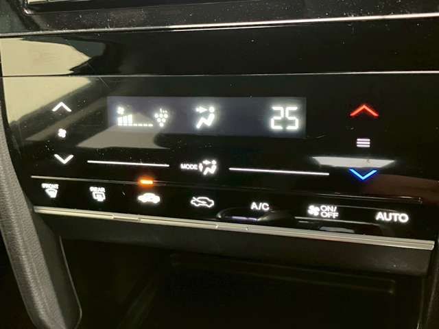 HONDA SHUTTLE HYBRID 2016