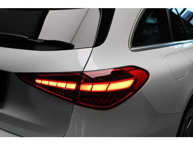 MERCEDES BENZ MERCEDES BENZ C class wagon 2023