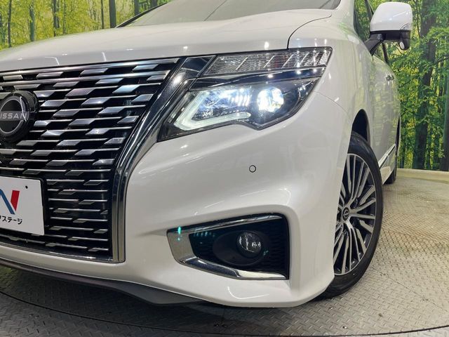 NISSAN ELGRAND  4WD 2023