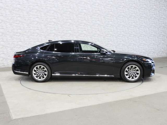 TOYOTA LEXUS LS500h 4WD 2019