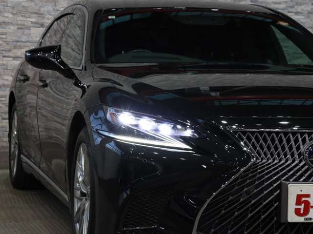 TOYOTA LEXUS LS500h 4WD 2019