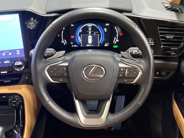 TOYOTA LEXUS NX350h 2023