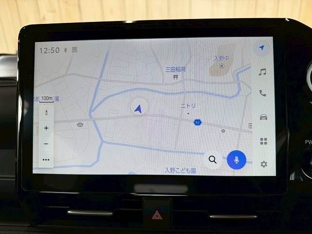 TOYOTA VOXY HYBRID 2022