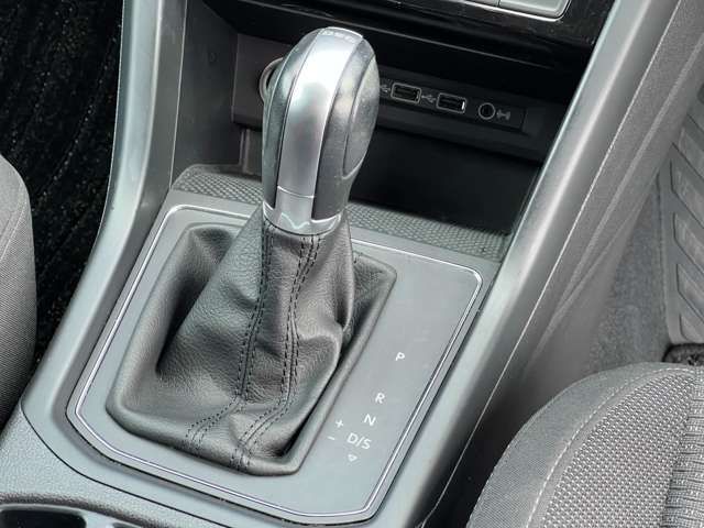 VOLKSWAGEN VOLKSWAGEN GOLF TOURAN 2018