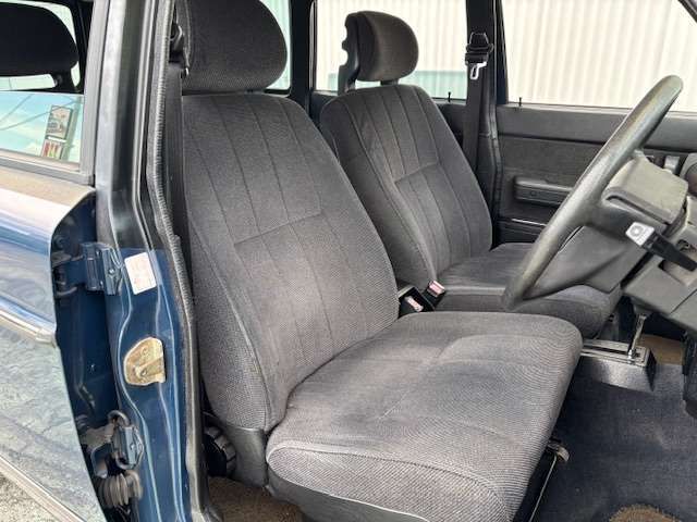 VOLVO VOLVO 240 ESTATE 1990