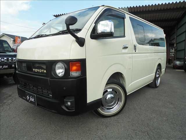 TOYOTA HIACE van 2WD 2022