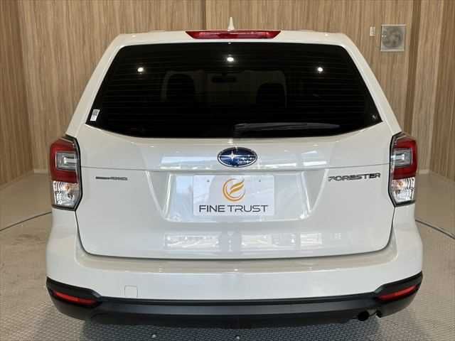 SUBARU FORESTER 2015