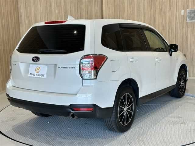 SUBARU FORESTER 2015