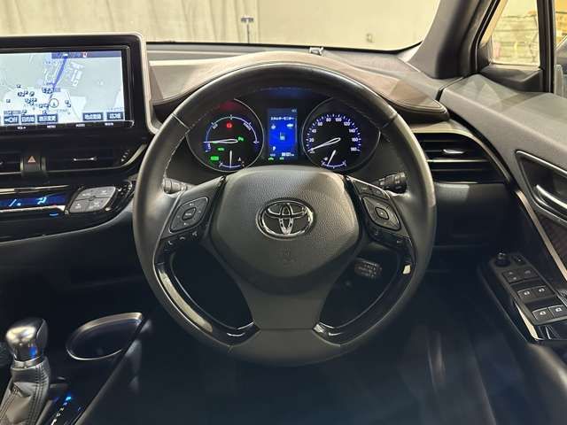 TOYOTA C-HR 2017