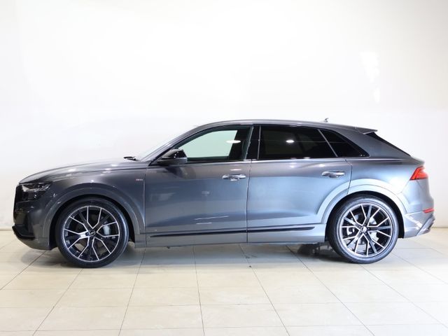 AUDI AUDI Q8 2022