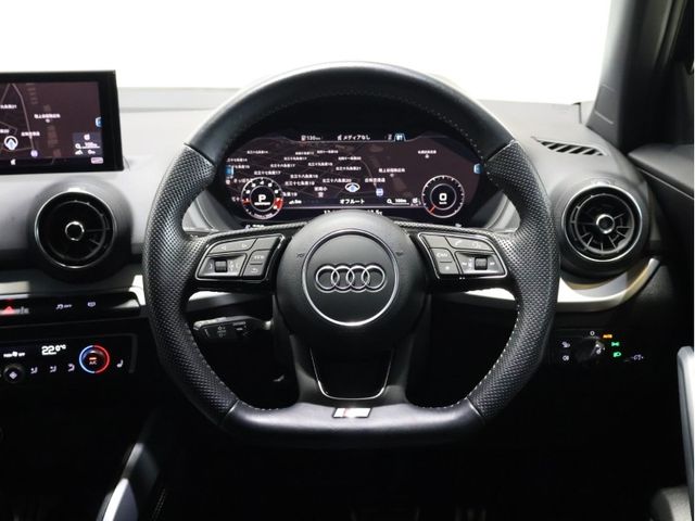 AUDI AUDI SQ2 2020