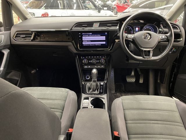 VOLKSWAGEN VOLKSWAGEN GOLF TOURAN 2018