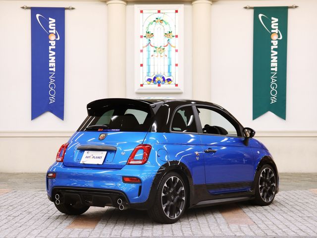 FIAT ABARTH 695 2023