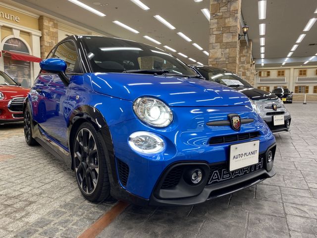 FIAT ABARTH 695 2023