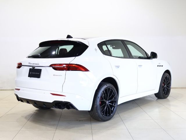 MASERATI MASERATI Grecale 2024