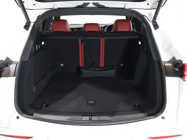 MASERATI MASERATI Grecale 2024