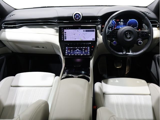 MASERATI MASERATI Grecale 2024