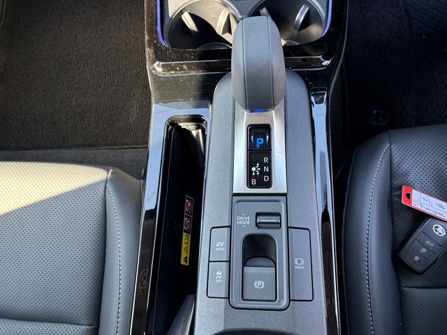 TOYOTA PRIUS 4WD 2023